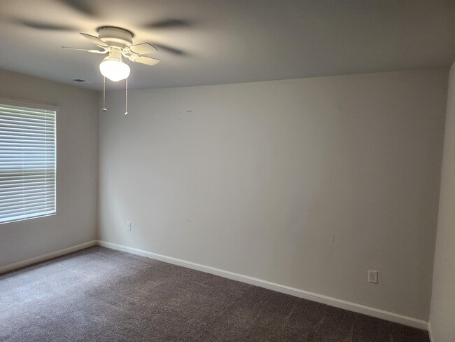 Building Photo - 6620 Sterling Way