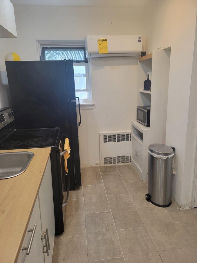 Foto del edificio - 121-15 235th St