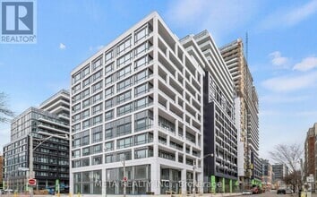 Building Photo - 121-121 Lower Sherbourne St