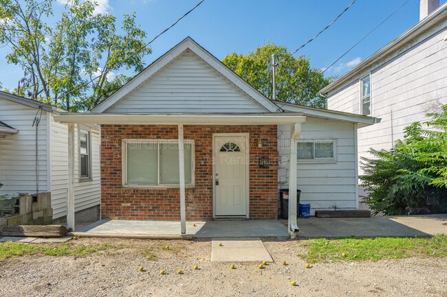 Photo - 1845 Kahn Ave House