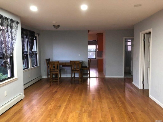 Building Photo - 67-36-67168 168 St