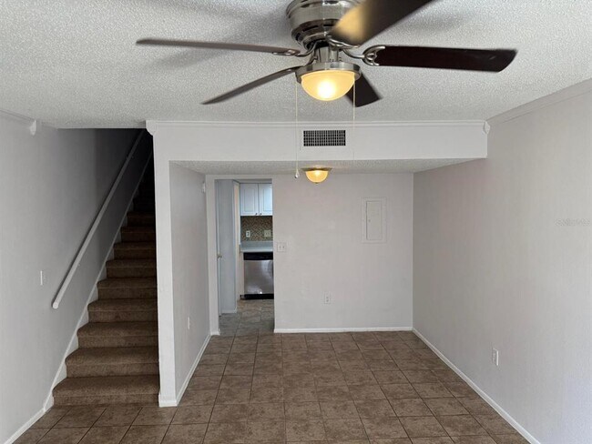 Building Photo - 4269 S Semoran Blvd