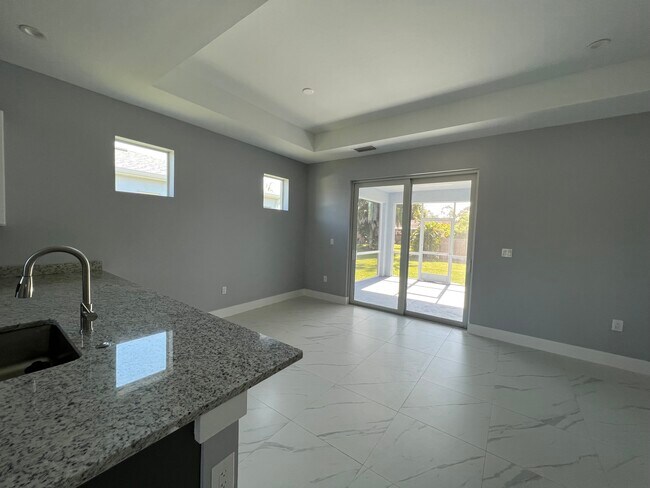Foto del edificio - 5442 Hardee St