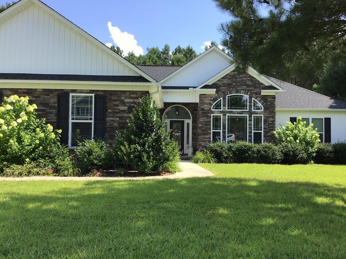 6 New Day Way, Carthage, NC 28327 House Rental in Carthage, NC