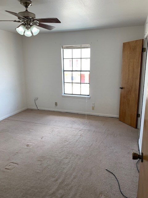 Foto del edificio - 1208 Victoria Ave