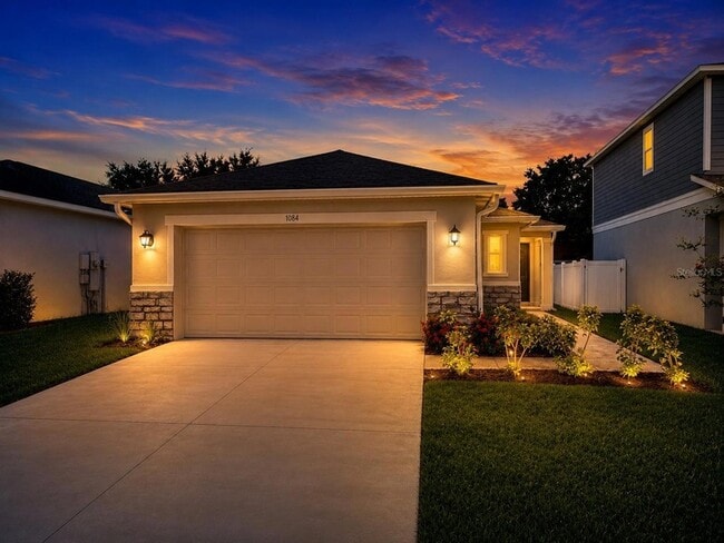 Building Photo - 1084 Papaya Cir.