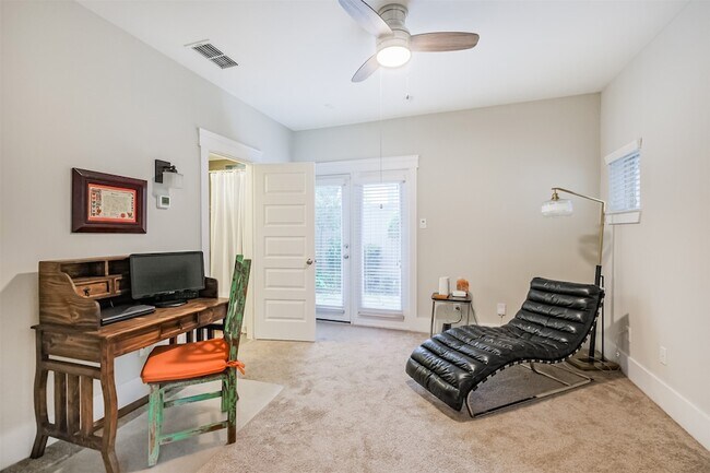 Foto del edificio - 809 Leavenworth Ave