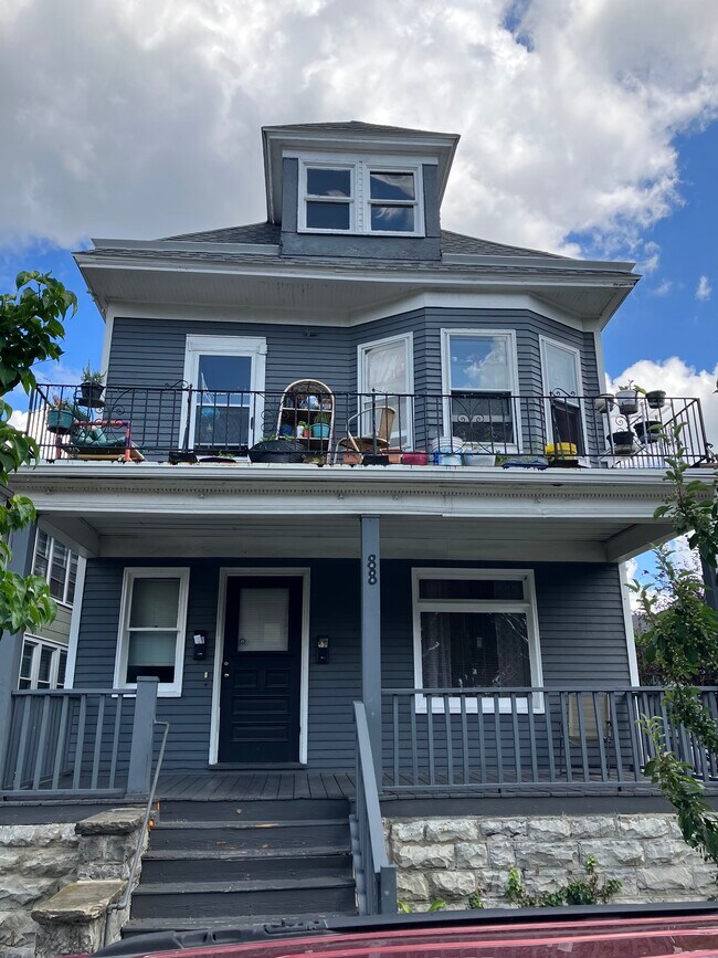 Building Photo - 442 Baynes St