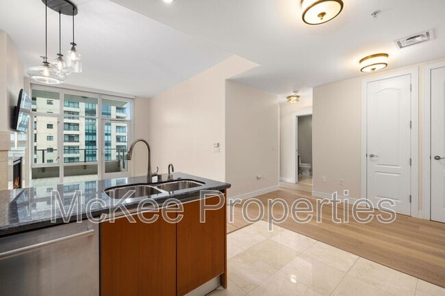 Foto del edificio - 550 Front St