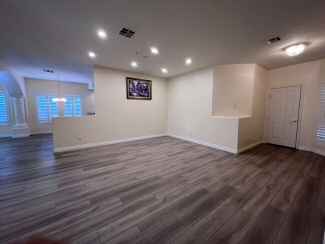 Foto del edificio - 678 Kentons Run Ave