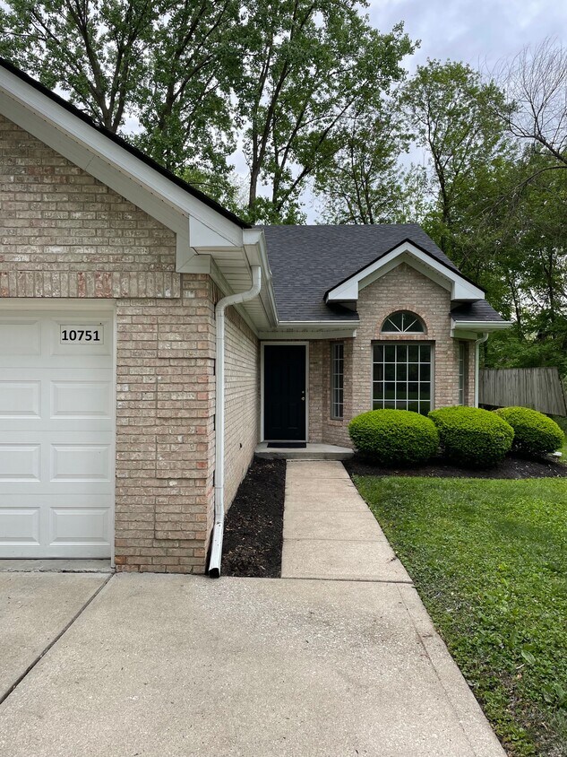 Foto principal - 10751 Ruckle St