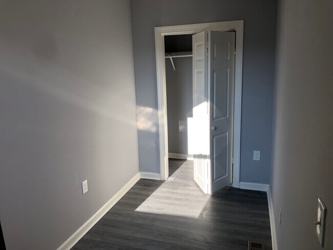 Building Photo - Anika Homes 2 Bedroom