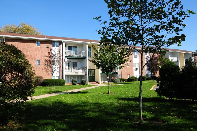 Foto del edificio - State Fayette Gardens