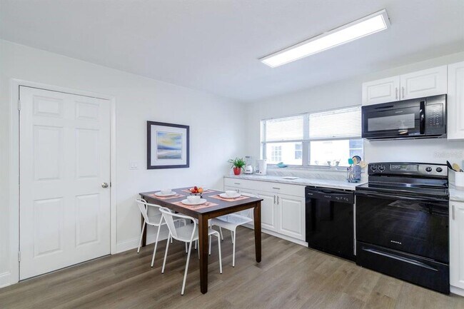 Foto del edificio - 1297 13th St