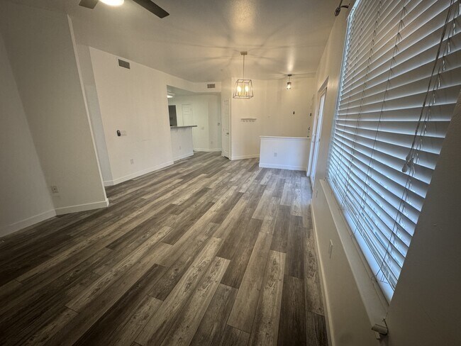 Foto del edificio - 12926 Ironstone Way