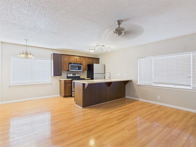 Foto del edificio - 2408 Longview St