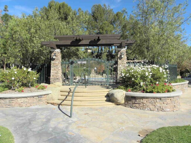 Building Photo - 26507 Tahoe Dr