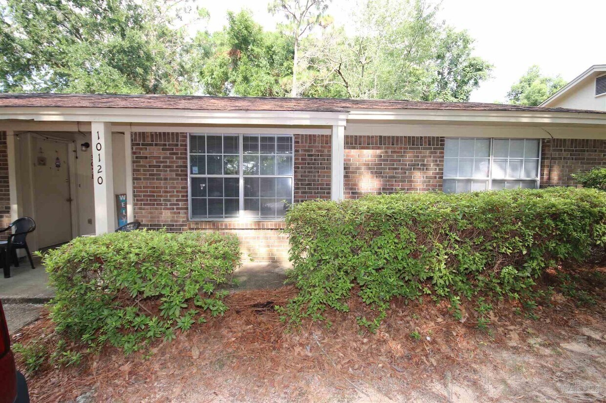 Foto principal - 10120 Guidy Ln