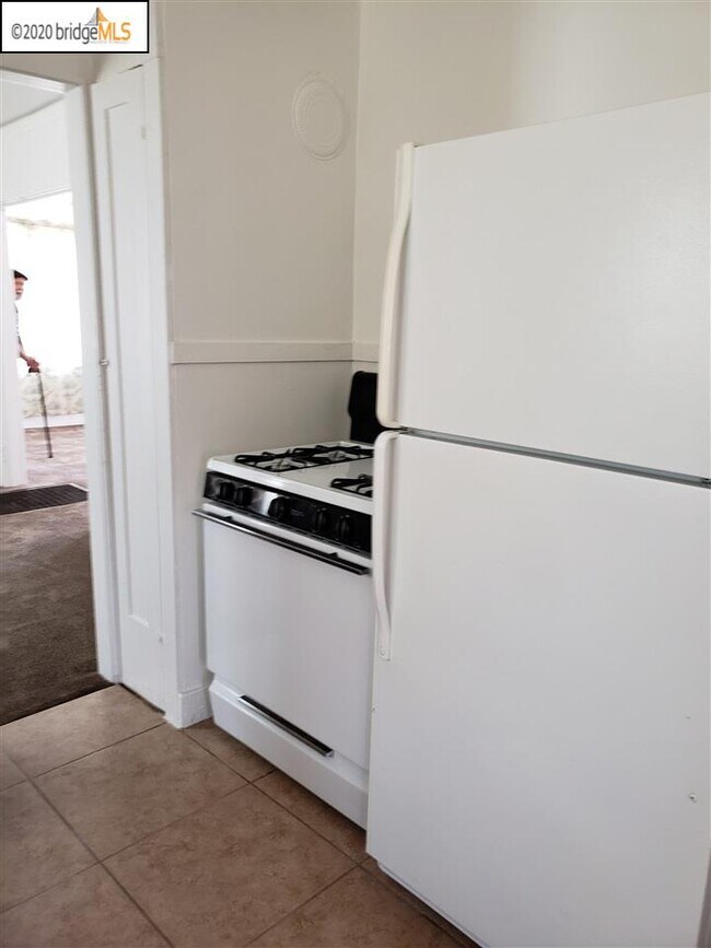 Building Photo - 1948 25th Ave