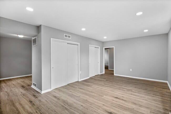 Foto del edificio - 5636 Purdue Ave