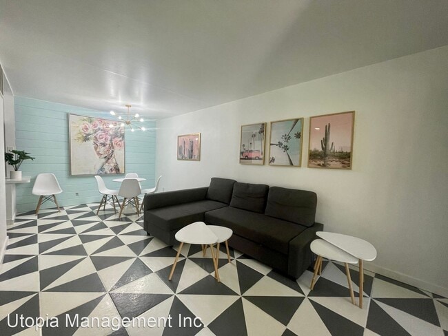 Building Photo - 1 br, 1 bath House - 510 N Villa Court 111
