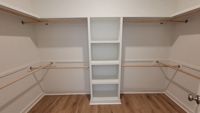 Foto del edificio - Brand New home in Woodstock Park!