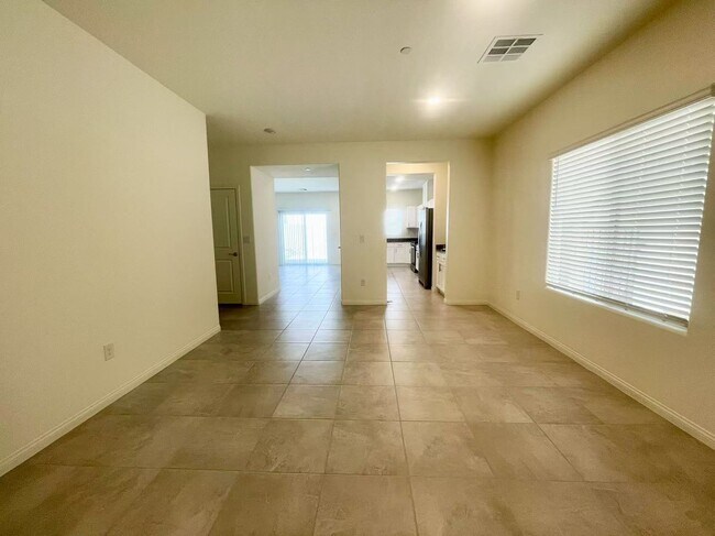 Foto del edificio - 4450 Merlot Hls Ave