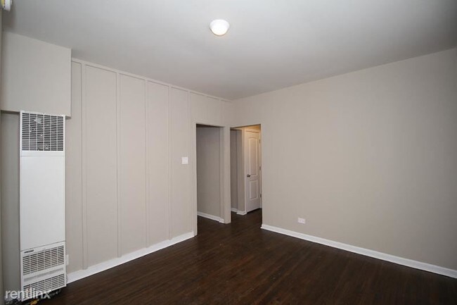 Foto del edificio - 3419 N Elaine Pl