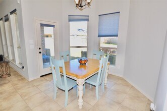 Building Photo - 13423 Beall Woods Ln