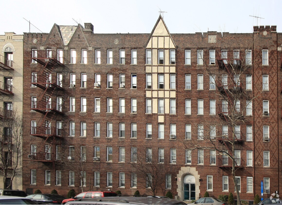 2436 Laurel Hill Ter, New York, NY 10033 Apartments in New York, NY