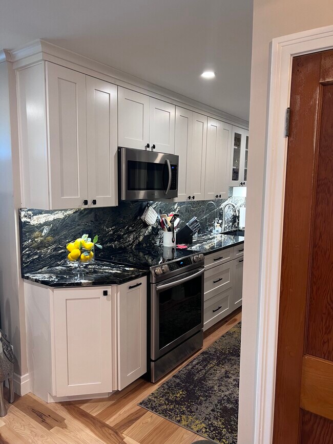 Foto del edificio - 200 Lakefront Blvd