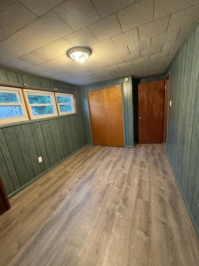 Building Photo - 43 Hillman St