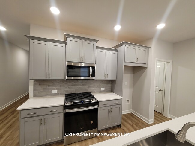 Building Photo - 3614 Silvery Way