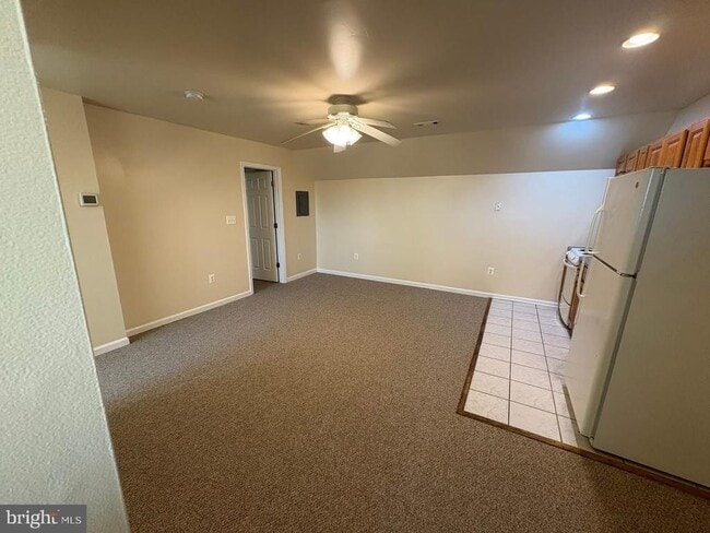 Building Photo - 116 Hanover Pike