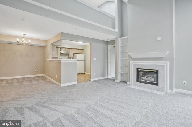 Foto del edificio - 12245 Fairfield House Dr