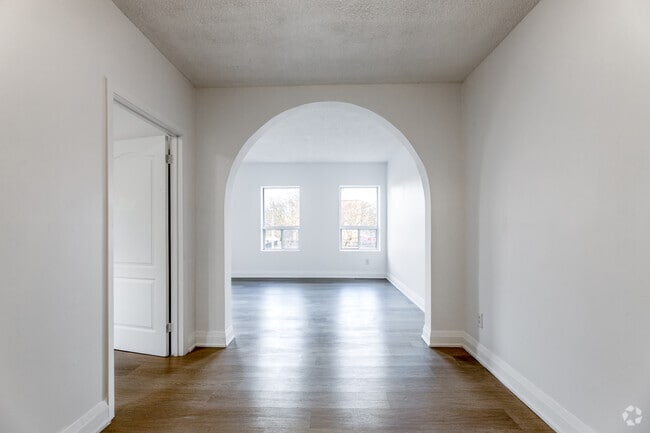 2BR, 1BA - 769SF - Salle à manger - 98 Northcliffe Boulevard