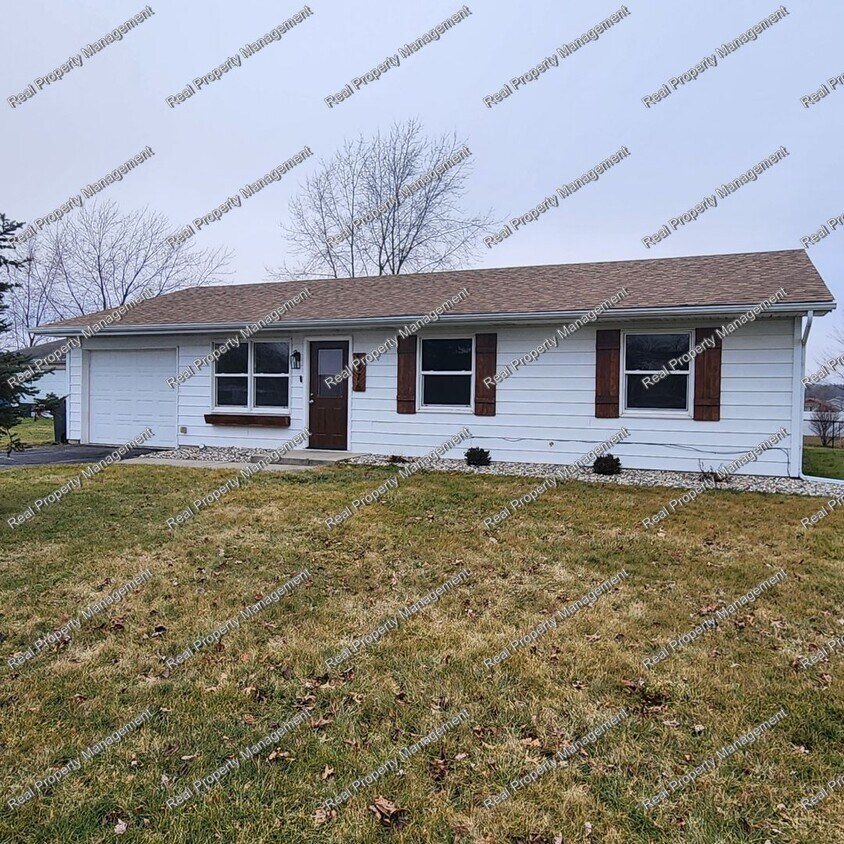 5876 175th Ave, Lowell, IN 46356 House Rental in Lowell, IN