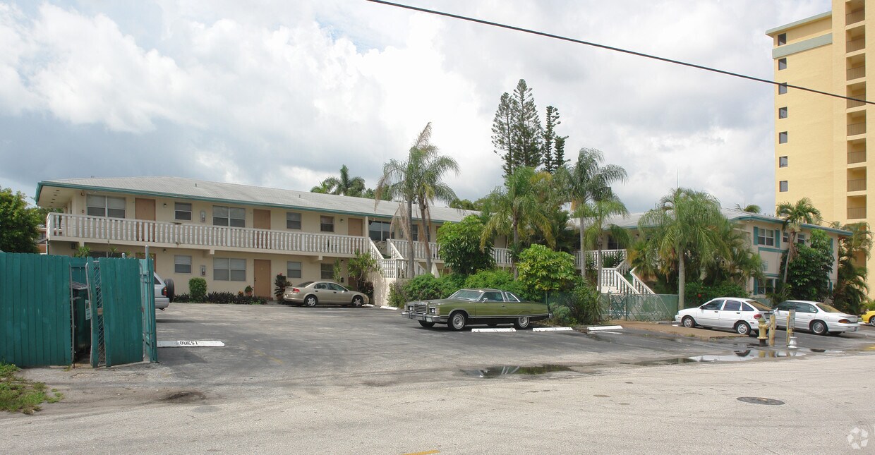530 NE 20th St, Wilton Manors, FL 33305 Apartments in Wilton Manors
