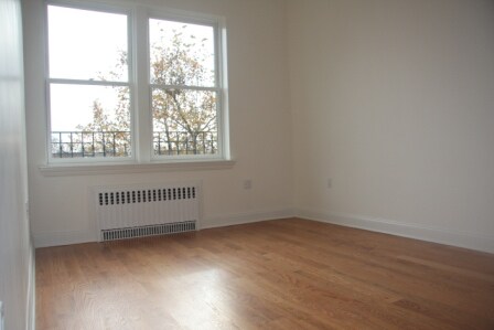 Primary Photo - 1245 President St