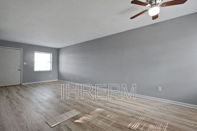 Foto del edificio - 4227 Morsetown Ct S