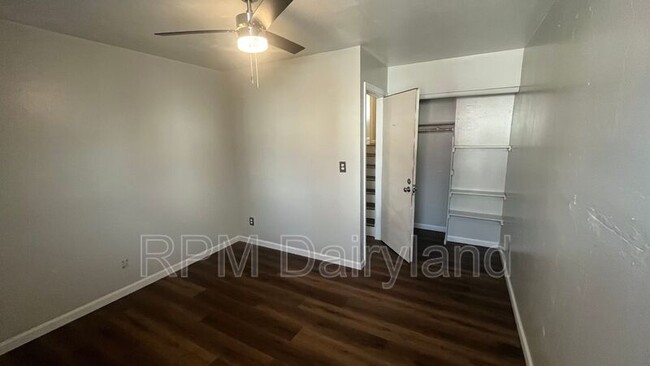 Foto del edificio - 8836 N 95th St