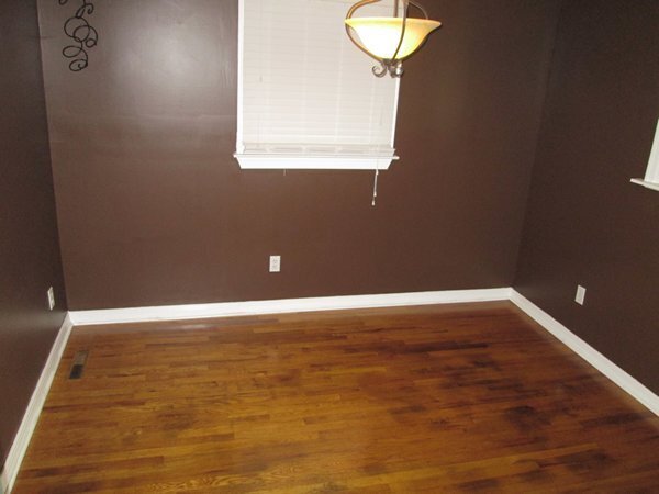 Building Photo - 214 Kingsley Dr