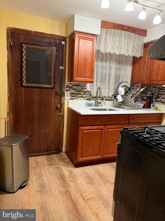 Foto del edificio - 4520 Kingsessing Ave