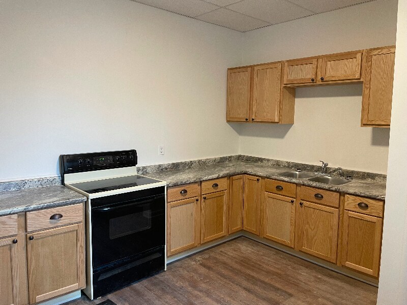 Foto principal - 301 W Lincoln St