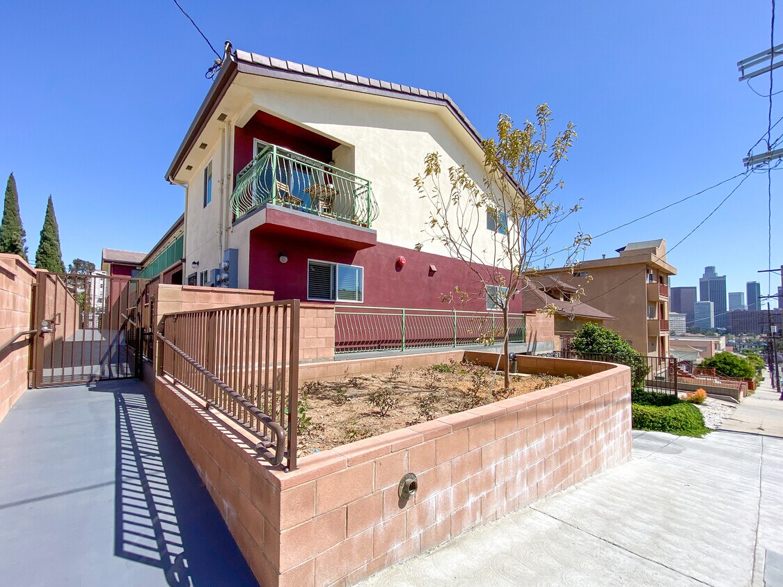 936 N Beaudry Ave Unit 5, Los Angeles, CA 90012 Apartments in Los