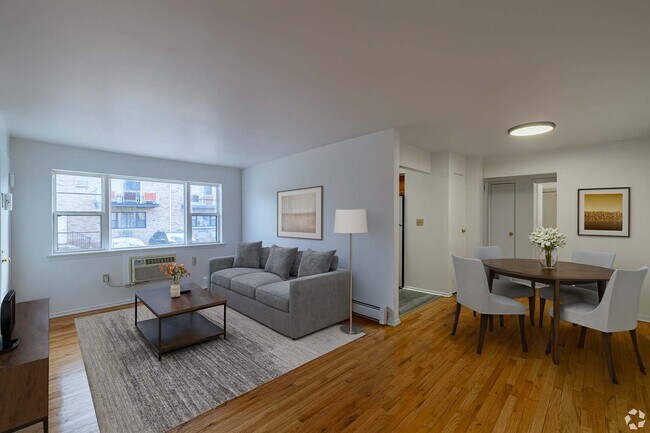 1 habitación, 1 baño - 726 pies cuadrados - Sala de estar/comedor - Puesta en escena virtual - Lodi Circle Apartments