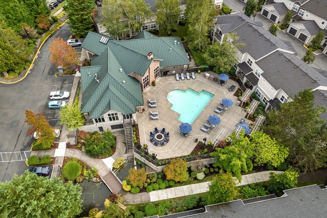 Building Photo - The Lodge at Redmond Ridge