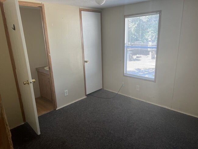 Foto del edificio - 307 North Weidner Road, Unit 7