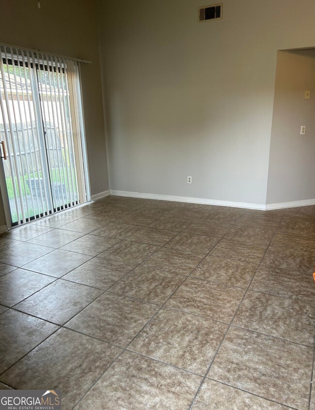 Foto del edificio - 406 Admiral's Walk Dr