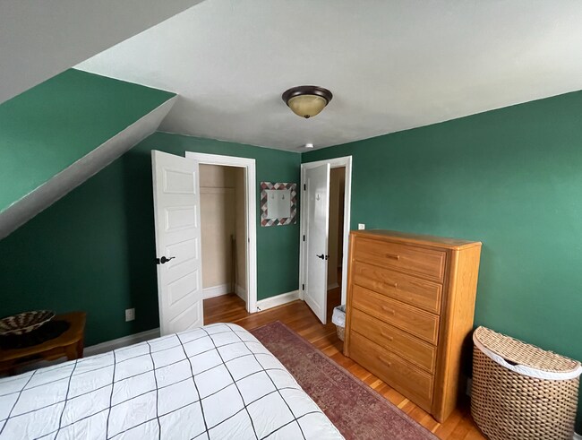 sala verde 3 - 2330 E 4th Ave